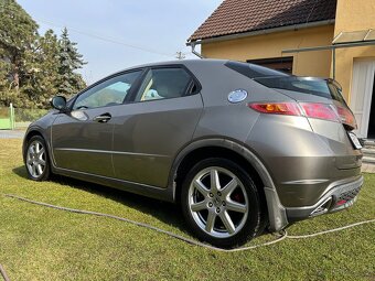 HONDA CIVIC  Typ FK3 - 6