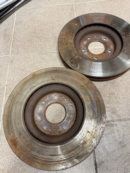 Brembo Kotouče přední Mitsubishi Lancer Evo (6-9) - 6