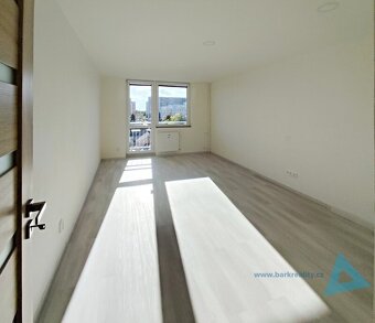 Prodej bytu-garsoniéra 32m2 ul. Brožíkova, Hradec Králové. - 6