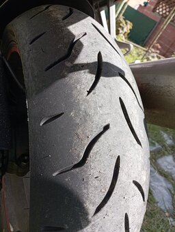Triumph sprint 955i ST - 6
