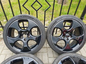 Alu kola vw 5x112 r18 7,5j et51 pneu 225/40/18 - 6