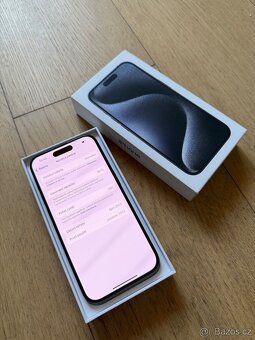 Apple iPhone 15 Pro 128GB modrý - 6