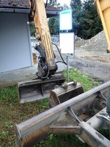 8t rypadlo pásové guma Hyundai Robex 80 - 6