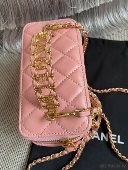 Kabelka Chanel Vanity z kůže, růžová se zlatými komponenty - 6