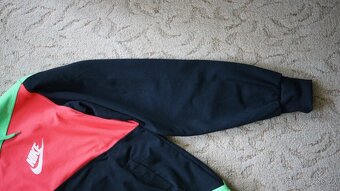 Panska velmi zachovala mikina značky Nike - 6