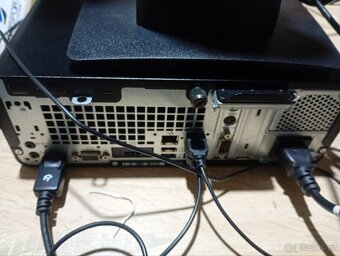 Sestava obsahuje HP ProDesk 400 G5  , Monitor HP VH22 22'' - 6