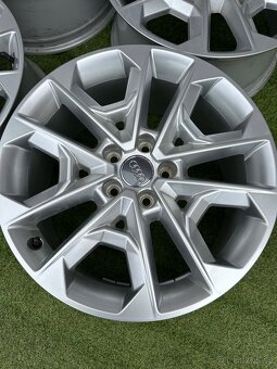 Nová sada Audi Q2 - ORIGINÁL- R18 - 6