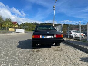 Prodám BMW E30 325i kabriolet - 6
