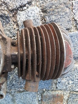 Motor ČZ 125 T - 6