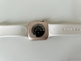 Prodám párkrát použité Apple Watch Series 10 42mm rose gold - 6