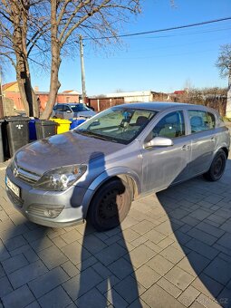 Opel Astra 1,7cdti R.v. 2007 hatchback - 6