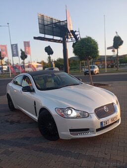 Jaguár xf 3.0 diesel 177 kW . - 6