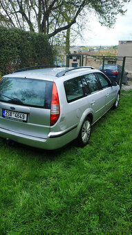 Ford Mondeo kombi, Ghia 2001 - 6