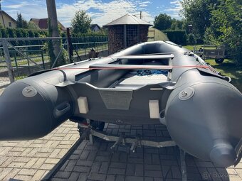 Loď- motorový gumotextilní člun s příslušenstvím - 6