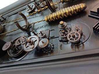 STEAMPUNK RECYCLE ART - KOMETA - Asambláž patinovaný kov - 6