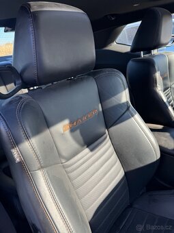 Dodge Challenger 5.7 Hemi Shaker - 6