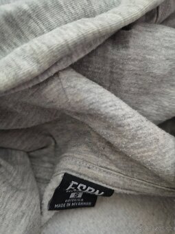 Mikiny na kluka ve vel.S - 6