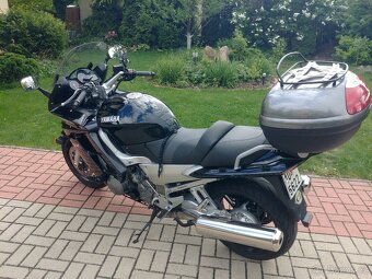 Yamaha FJR 1300 - 6