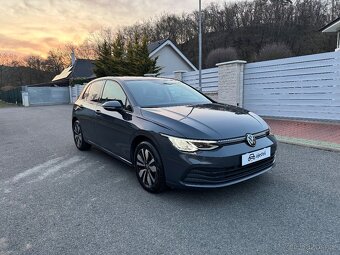 Volkswagen Golf VIII 1.0 eTSI/DSG/ČR-2. majitel/Life/28 tkm - 6