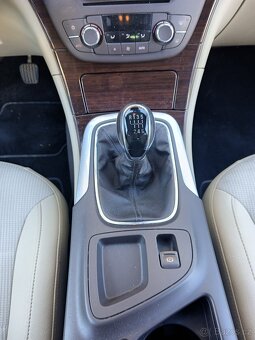 Opel Insignia 2,0 CDI 125KW - 6