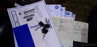 Triumph rocket 3 - 6