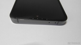 Samsung Galaxy Z Flip6 (F741B) 12GB/256GB, Crafted Black - 6