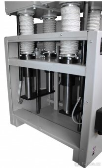 Kartačovaci stroj - 6