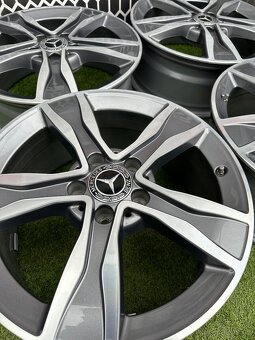 Mercedes C-Class W205 - ORIGINÁLNÍ SADA DISKŮ - 6