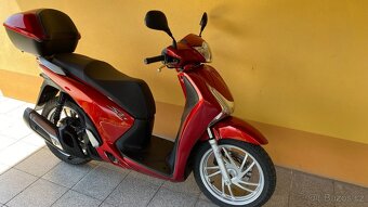 Honda SH 125i / po 1.majiteli / jak nová / 2014 / serviska - 6