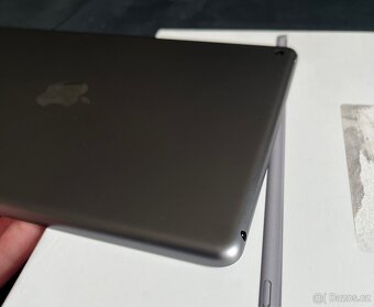 iPad 9. generace 64GB Wi-Fi | TOP stav + kompletní balení - 6