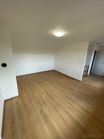 Prodej rodinného domu 149 m², pozemek 188 m² - 6
