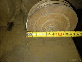 Úklid dílny - elektromotory, různé věci na hoblovku - 6