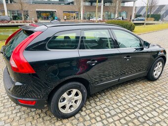 Volvo XC60 2.4D 5VÁLEC 4x4 120KW AUTOMAT NAVIGACE SENZORY - 6