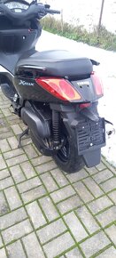 Yamaha Xmax 125 - 6