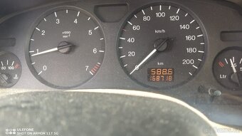 Opel Astra 1.6.16V - 6