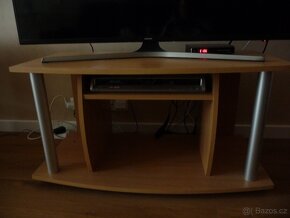 Konferenční stolek, TV stolek, sedačka, police Ikea, DVD/CD - 6