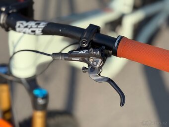 Horské kolo Focus Jam 6.9 - 6
