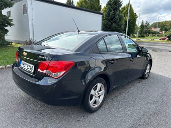 Chevrolet Cruze - 6