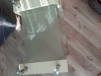 Konferenční stolek - 6