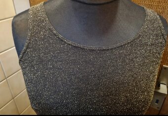 Elastické šaty vhodné i na ples. - 6