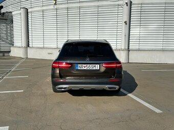Mercedes-Benz E 220 d 4MATIC AllTerrain - 6