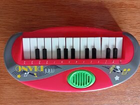 Hračky plyšové, se zvukem, panenky, usínáčky - 6