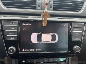 Skoda Superb 2.0TDI 110kw - 6