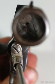 Americký Revolver Bulldog 38 S&W 5 Ran 1890 - 6