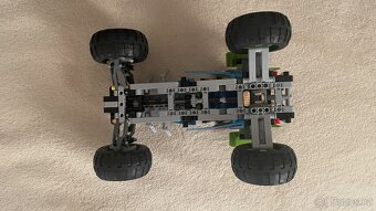 LEGO Technic 42037 – Terénní Bugina - 6