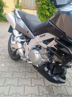 Suzuki V strom 1000 pěkný stav - 6