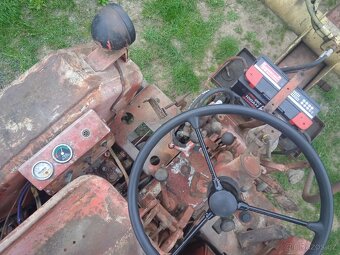 Traktor RS 09 - 6