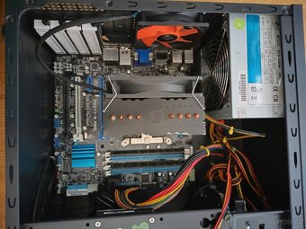 Intel I7-3770 ASUS P8Z77-M PRO 16GB RAM 6TB, Fractal Design - 6