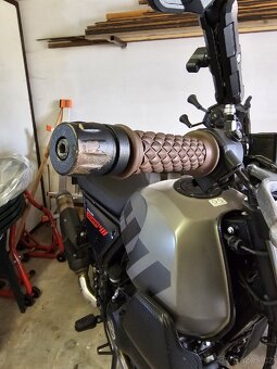 Royal Enfield Scram 411 - 6