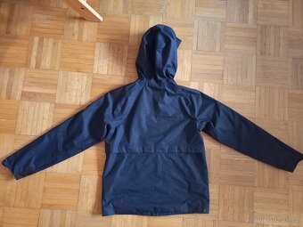Turistická bunda nepromokavá větrovka Quechua 146/152 - 6